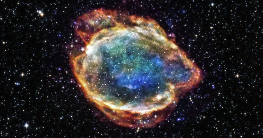 La Terra sta attraversado i resti di una Supernova