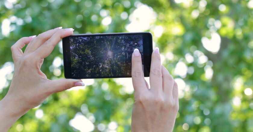 E’ davvero possibile percepire i benefici della natura attraverso uno schermo?