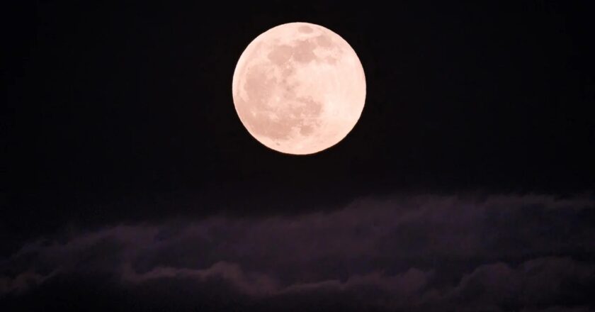 In arrivo la Luna piena rosa