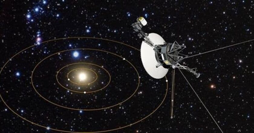 Voyager avvia trasmettitore da 24 miliardi di chilometri di distanza